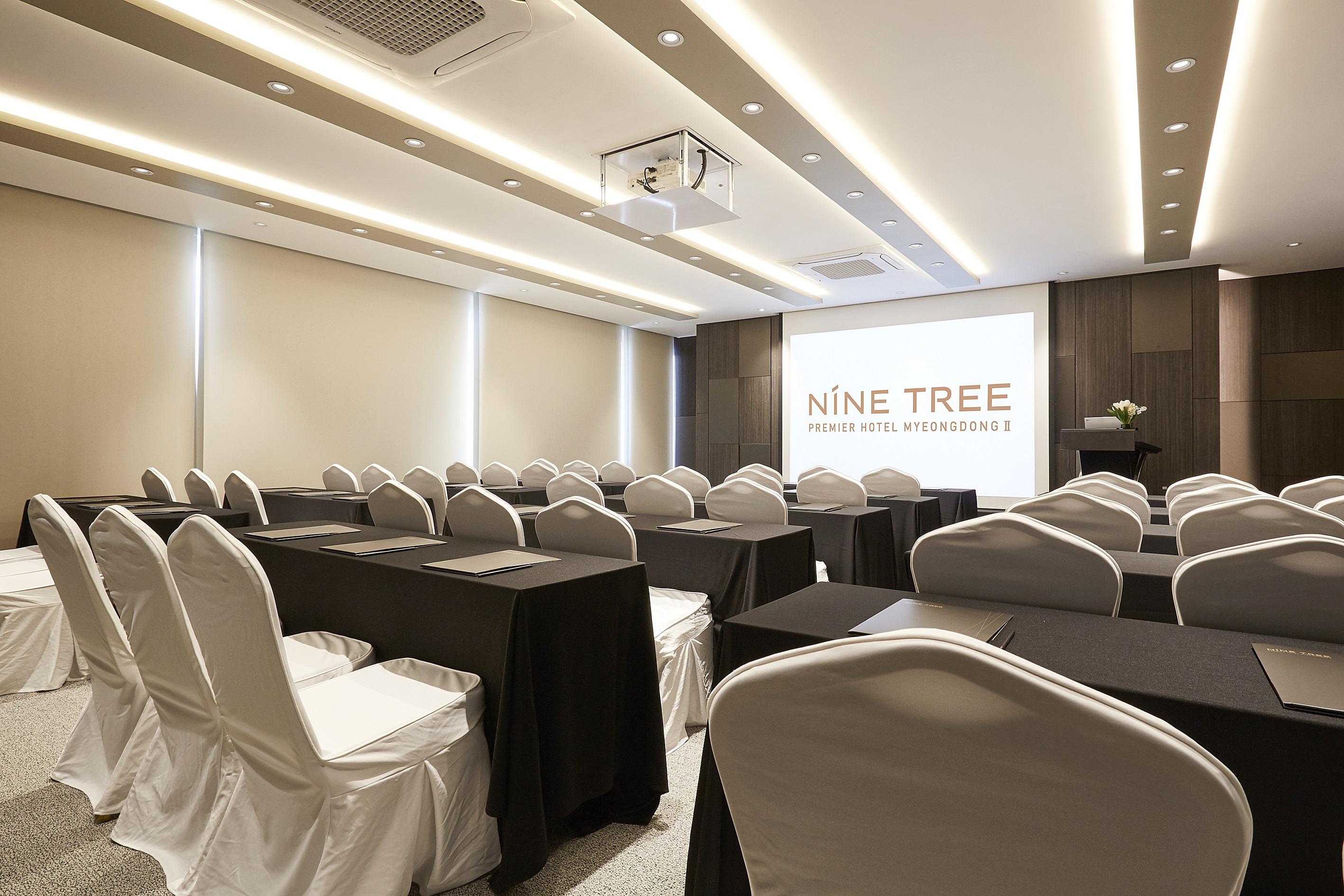 Nine Tree Premier Hotel Myeongdong 2 Сеул Екстериор снимка